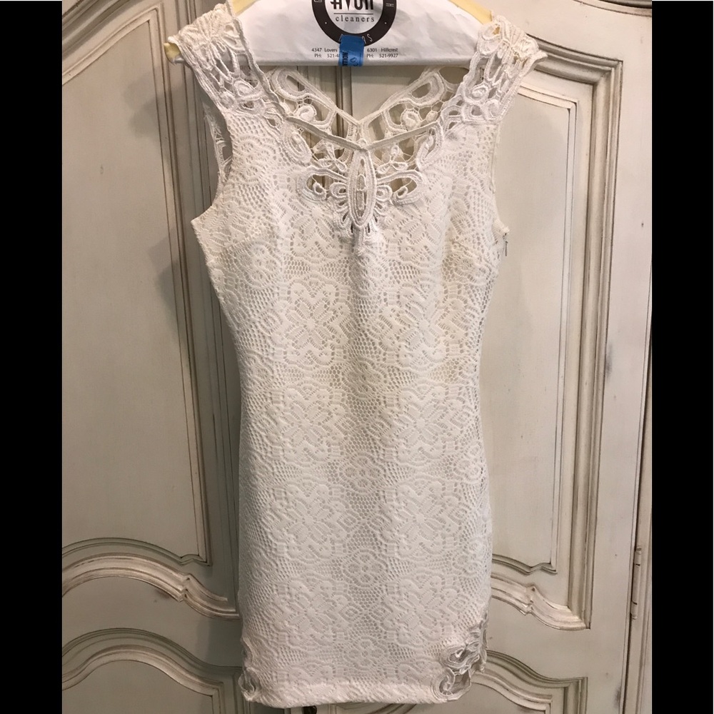 Dress the Population white laced dress size M